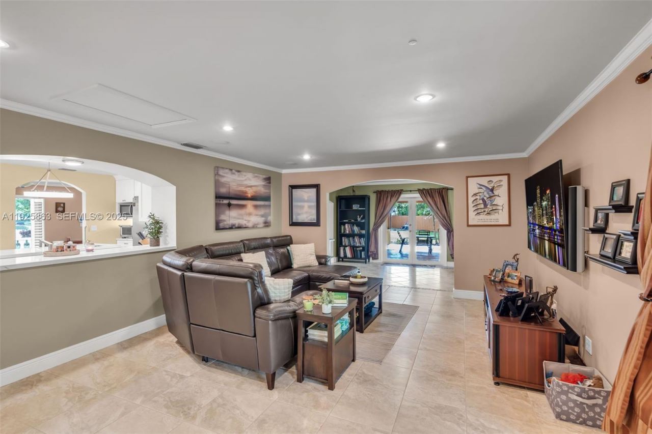 12920 SW 108th Place, Miami, FL 33176 Photo