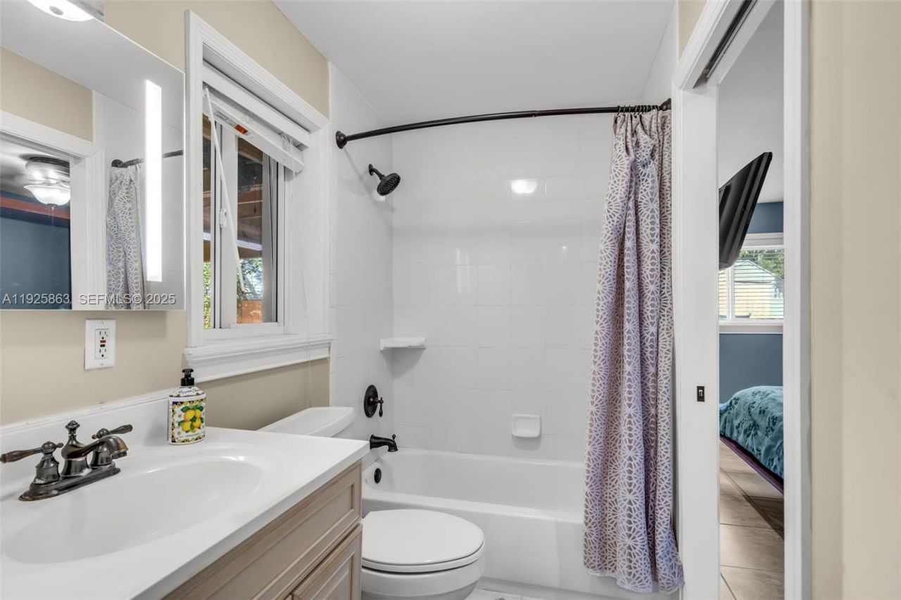 12920 SW 108th Place, Miami, FL 33176 Photo