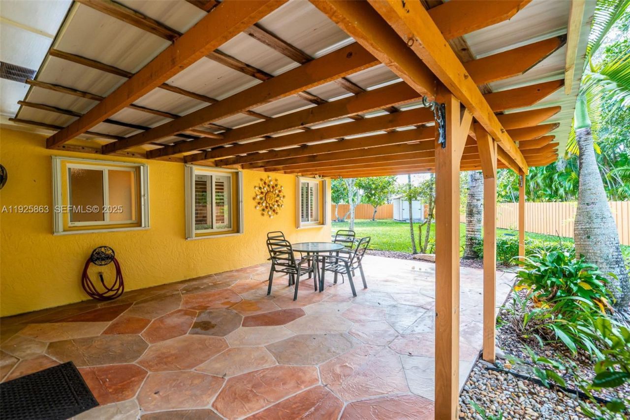 12920 SW 108th Place, Miami, FL 33176 Photo