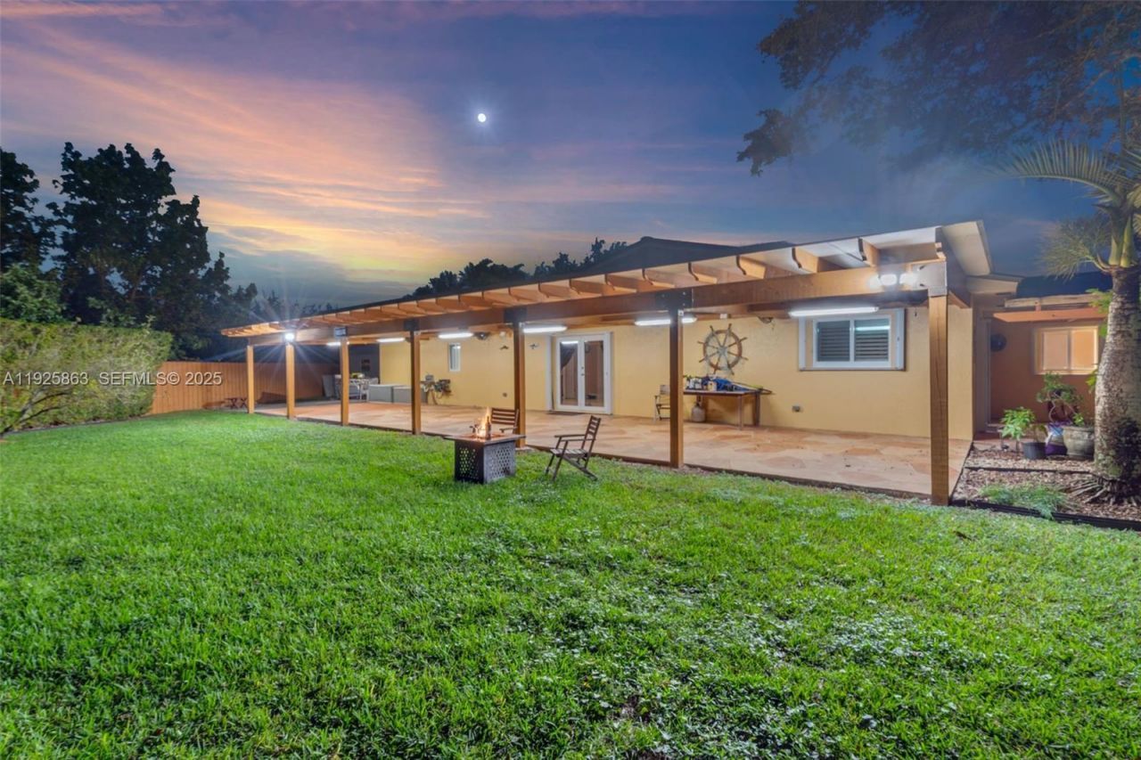 12920 SW 108th Place, Miami, FL 33176 Photo