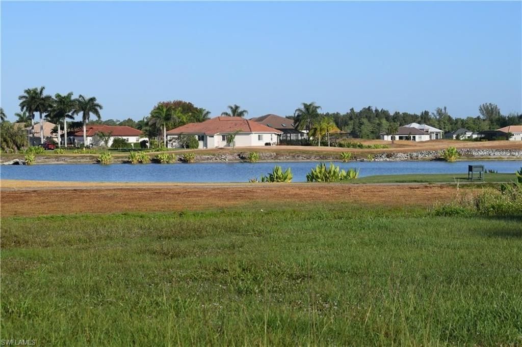 18001 Bluewater Dr, Naples, FL 34114 Photo