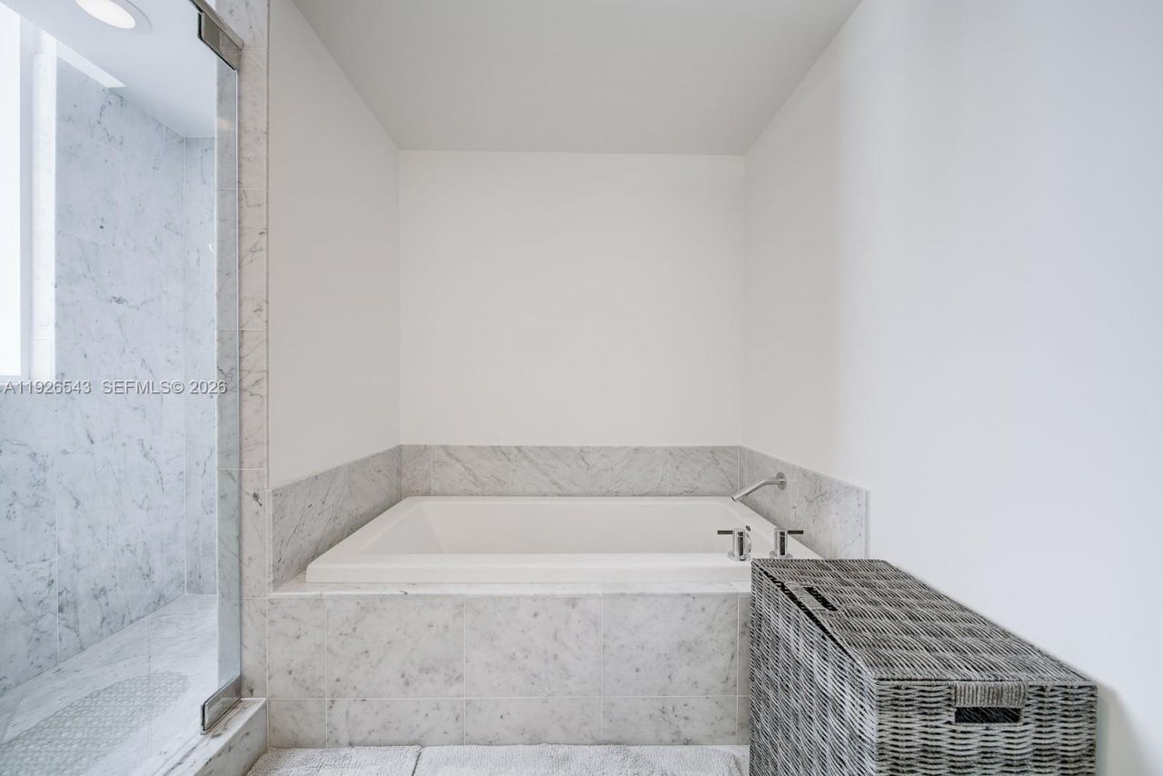 244 Biscayne Blvd, Unit 2309, Miami, FL 33132 Photo