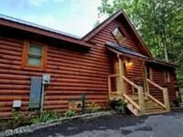 1642 Misty Hollow Way, Gatlinburg, TN 37738