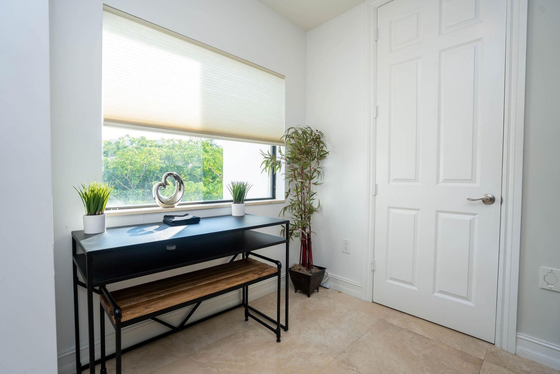 540 NE 17th Avenue, Fort Lauderdale, FL 33301 Photo