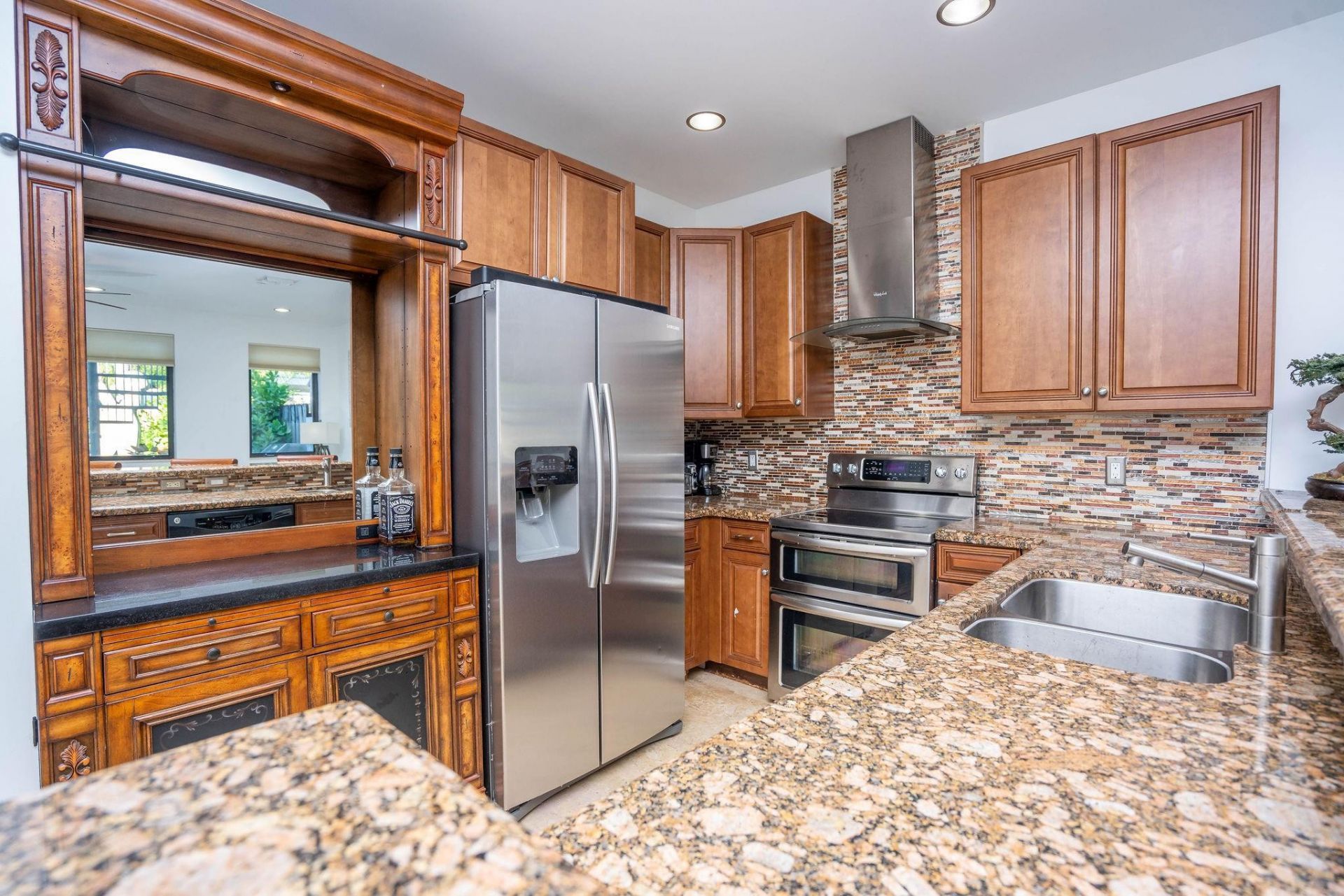540 NE 17th Avenue, Fort Lauderdale, FL 33301 Photo