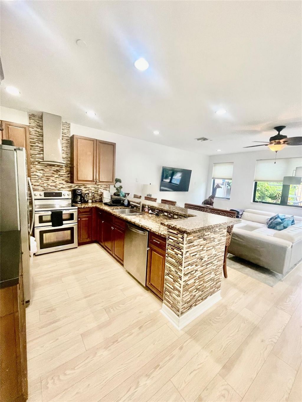 540 NE 17th Avenue, Fort Lauderdale, FL 33301 Photo