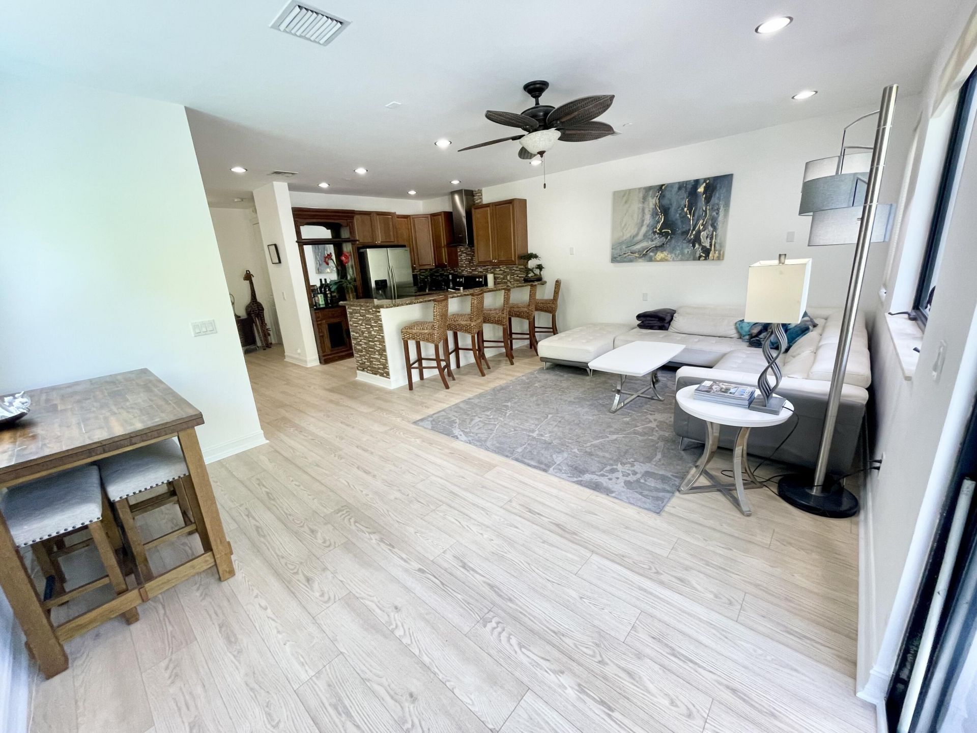 540 NE 17th Avenue, Fort Lauderdale, FL 33301 Photo