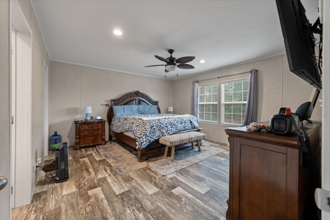 119 Penny Creek Drive Photo 15