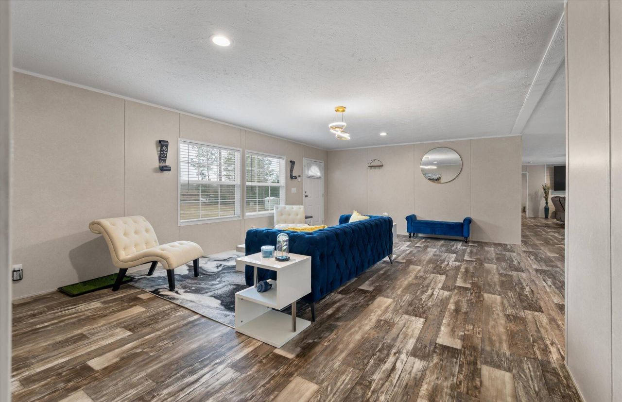 119 Penny Creek Drive Photo 4