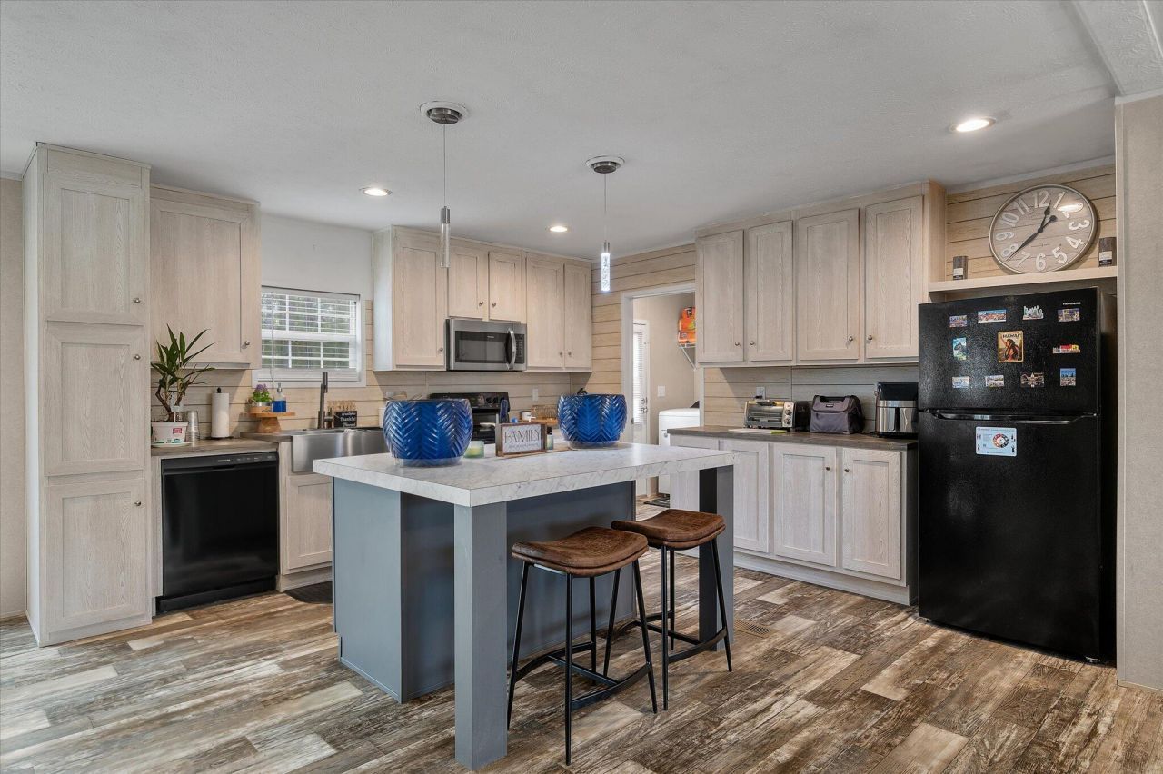 119 Penny Creek Drive Photo 7