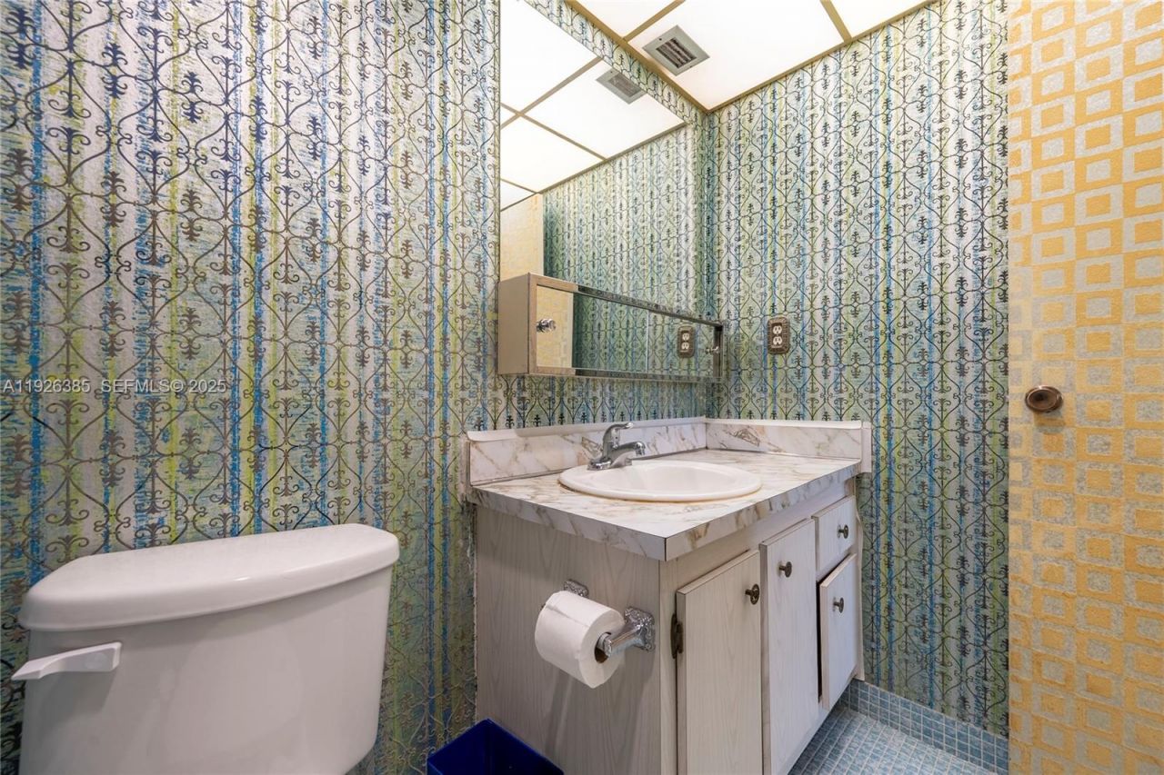 1465 NE 123rd St, Unit PH9, North Miami, FL 33161 Photo