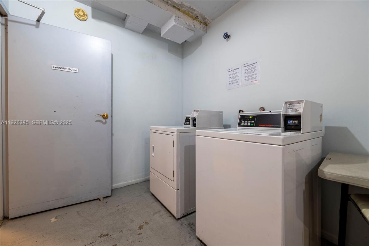 1465 NE 123rd St, Unit PH9, North Miami, FL 33161 Photo