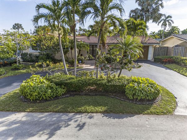 1248 SE 8th Street, Deerfield Beach, FL 33441