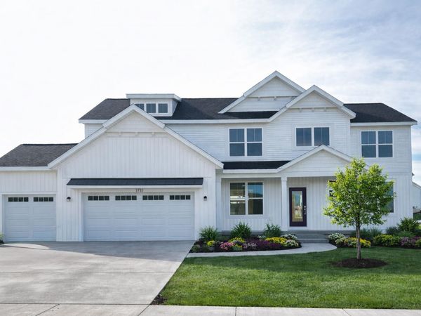 1710 Round Barn Drive, Hudsonville, MI 49426