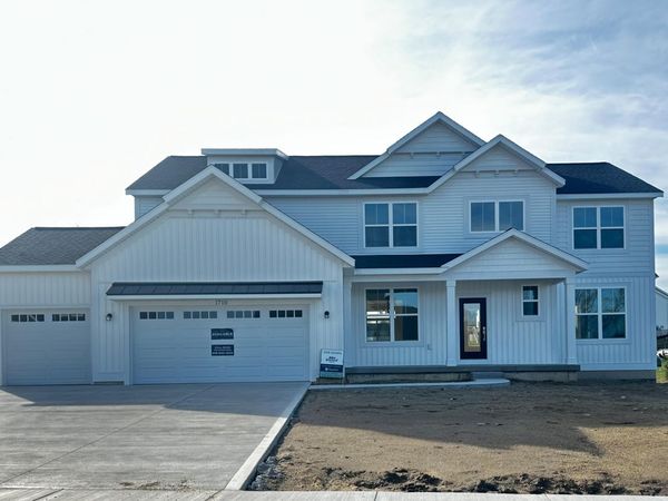 1710 Round Barn Drive, Hudsonville, MI 49426