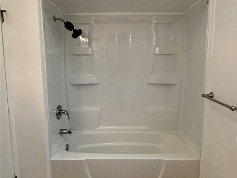 6245 S Pricetown Road, Unit D, Berlin Center, OH 44401 Photo 10