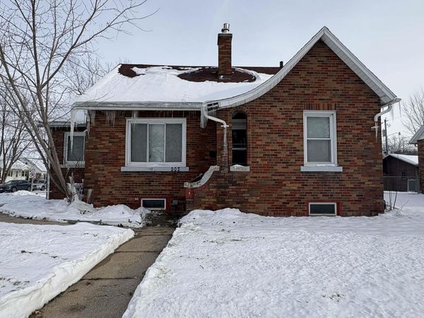 903 Kimball Avenue, Waterloo, IA 50702