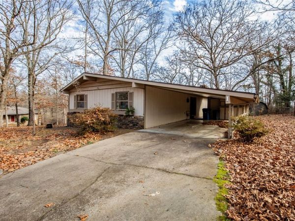 1 Chapel Lane, Bella Vista, AR 72715