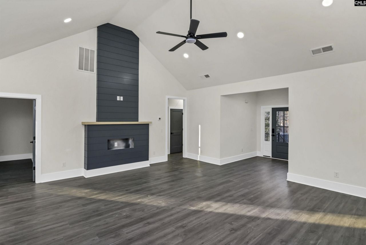 112 Pembrook Lane Photo 10