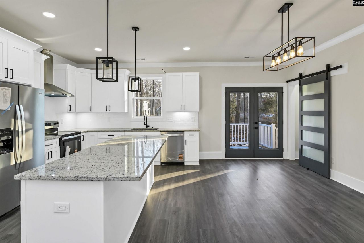 112 Pembrook Lane Photo 17