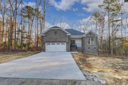 112 Pembrook Lane photo 4