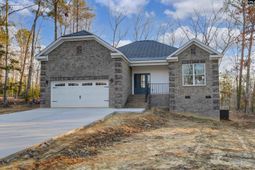 112 Pembrook Lane photo 4