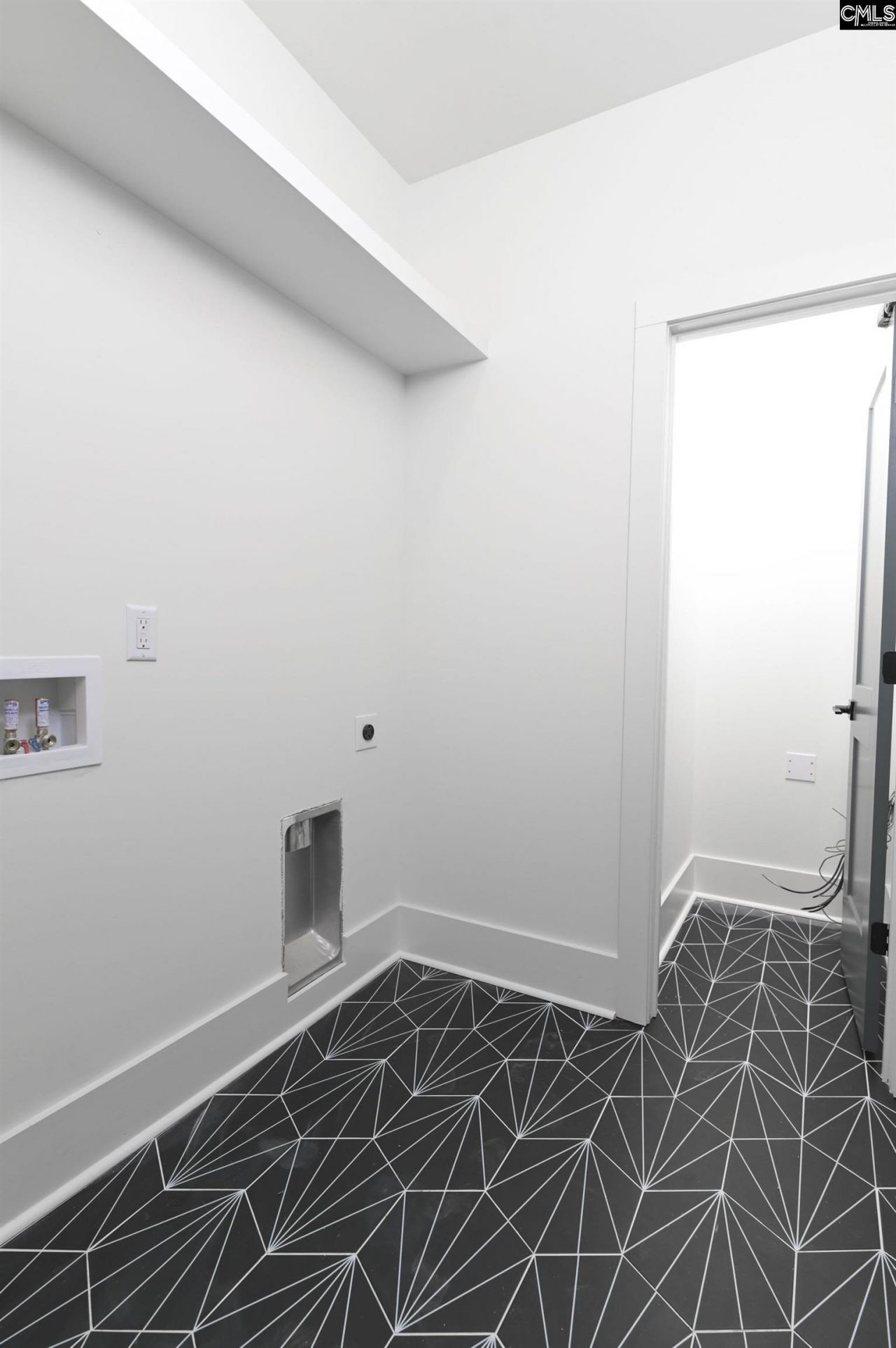 112 Pembrook Lane Photo 36