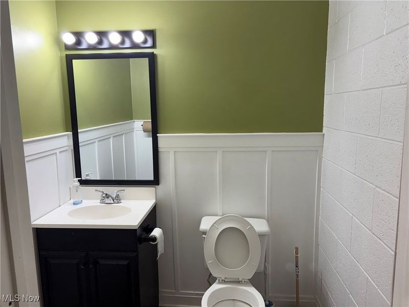 804 E Main Street, Barnesville, OH 43713 Photo 4