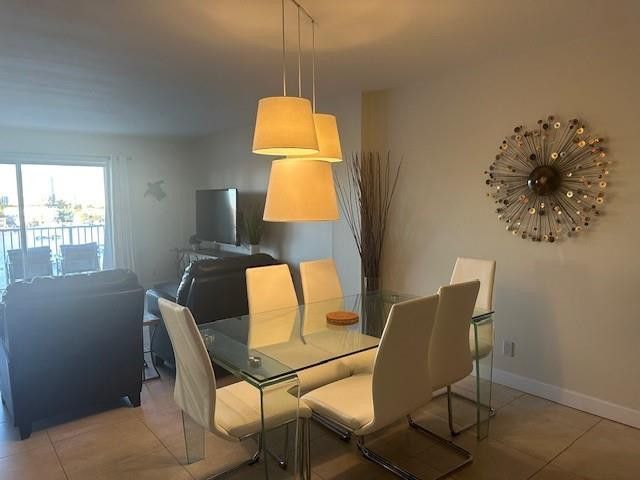 400 Golden Isles Drive, Unit 45, Hallandale Beach, FL 33009 Photo