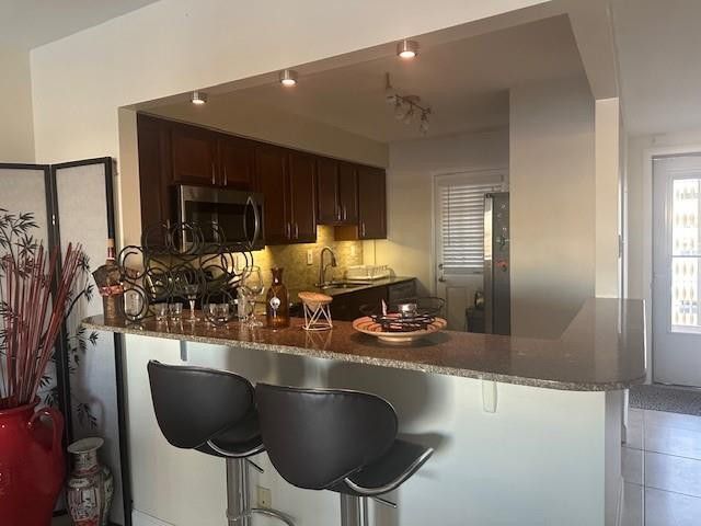400 Golden Isles Drive, Unit 45, Hallandale Beach, FL 33009 Photo