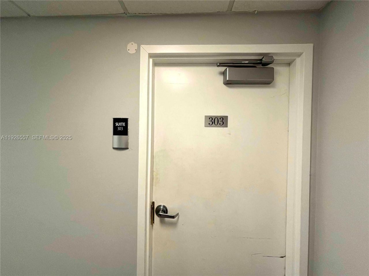 2727 E Oakland Park Blvd, Unit 303, Fort Lauderdale, FL 33306 Photo