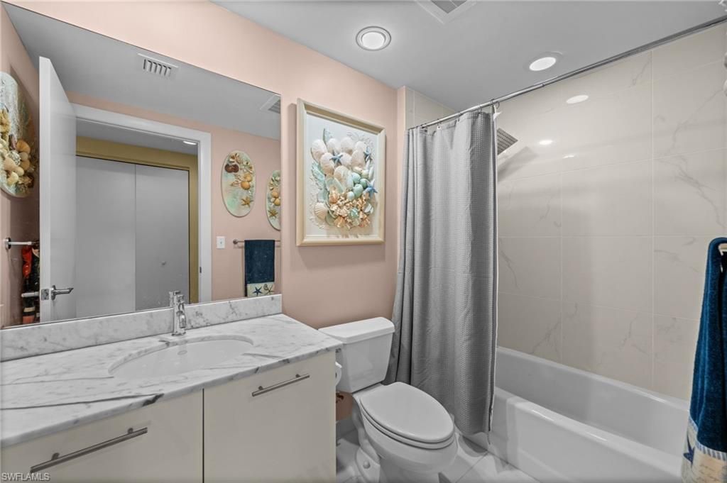 3000 Oasis Grand Blvd, Unit 2702, Fort Myers, FL 33916 Photo