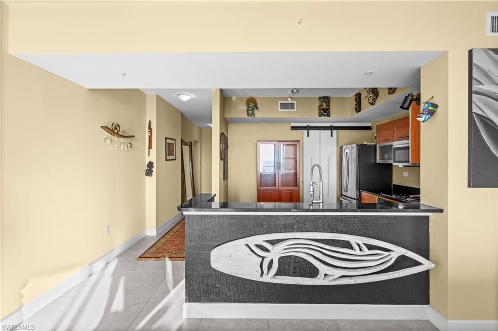 3000 Oasis Grand Blvd, Unit 2702, Fort Myers, FL 33916 Photo