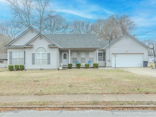 115 N COLLEGE ST, Halls, TN 38040