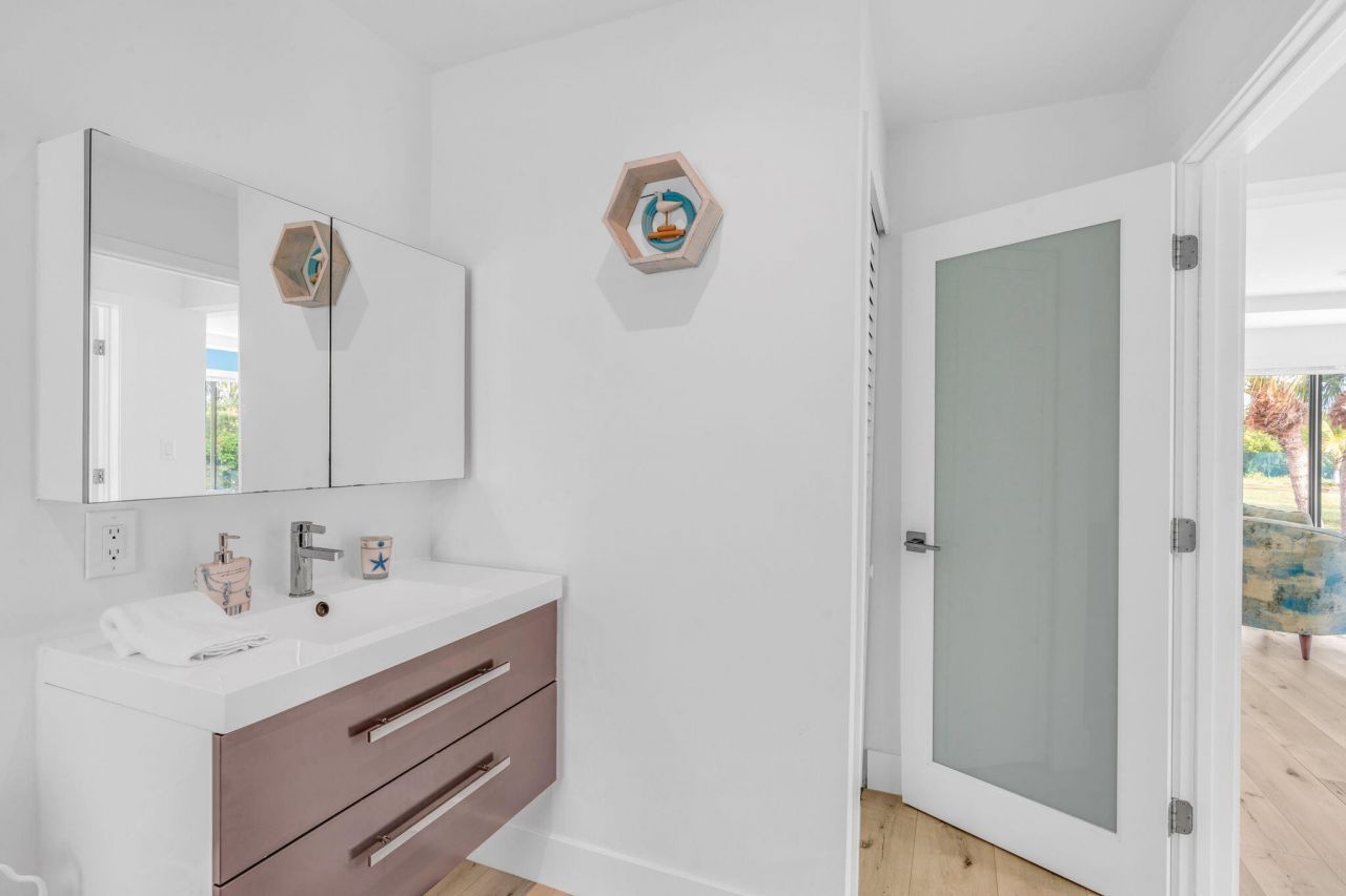 30468 Oleander Boulevard, Big Pine Key, FL 33043 Photo