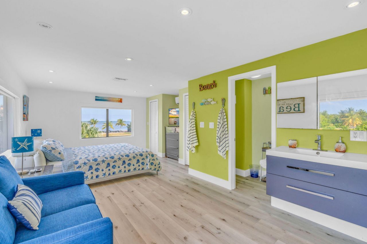 30468 Oleander Boulevard, Big Pine Key, FL 33043 Photo