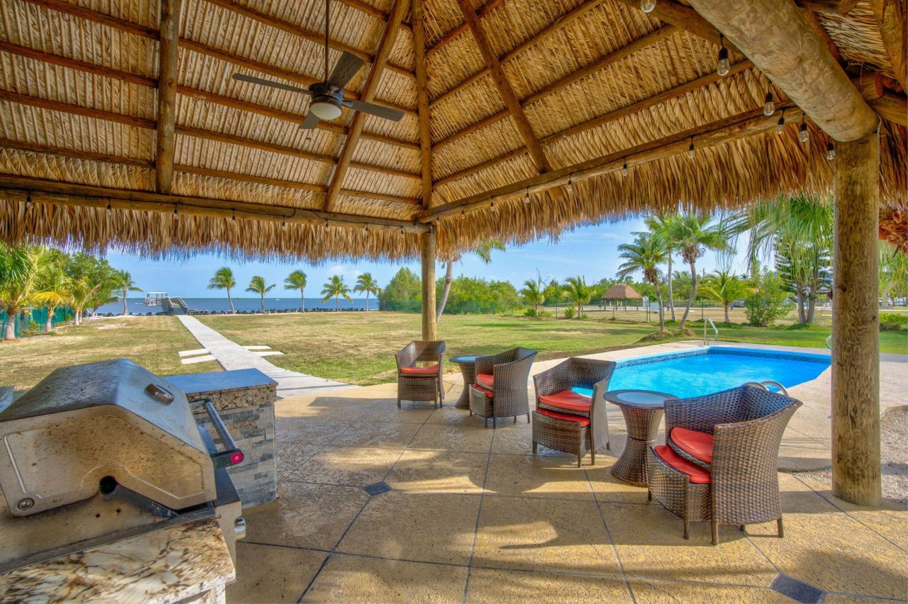 30468 Oleander Boulevard, Big Pine Key, FL 33043 Photo