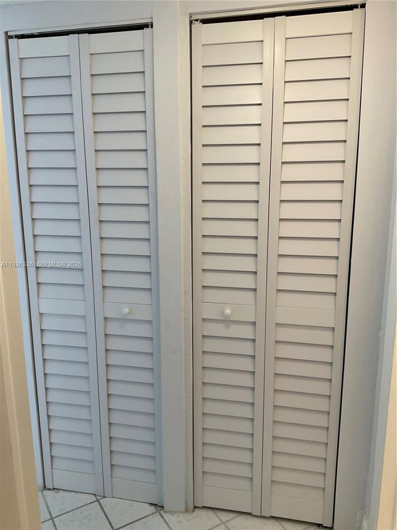 9201 Sunrise Lakes Blvd, Unit 205, Sunrise, FL 33322 Photo