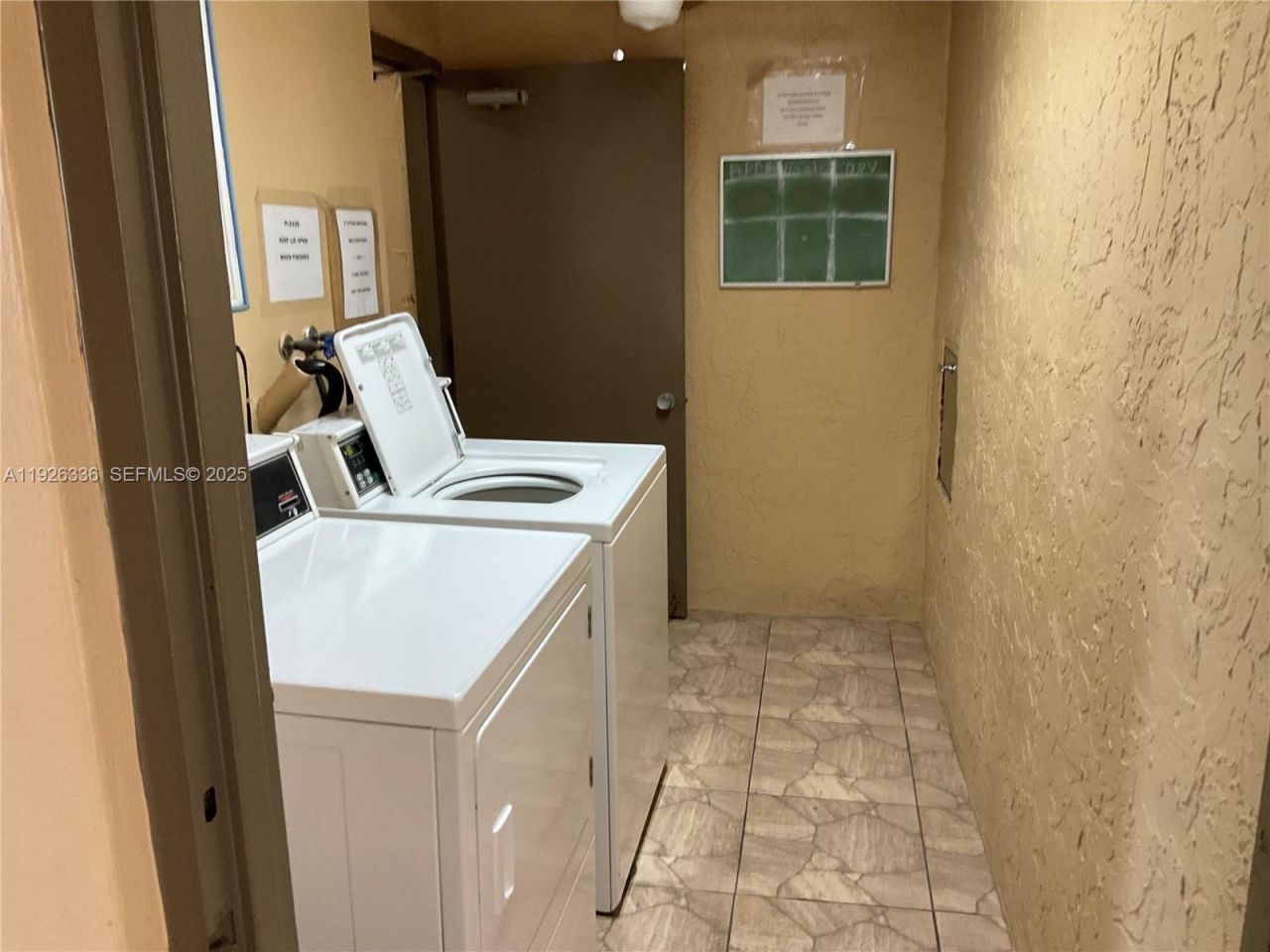 9201 Sunrise Lakes Blvd, Unit 205, Sunrise, FL 33322 Photo