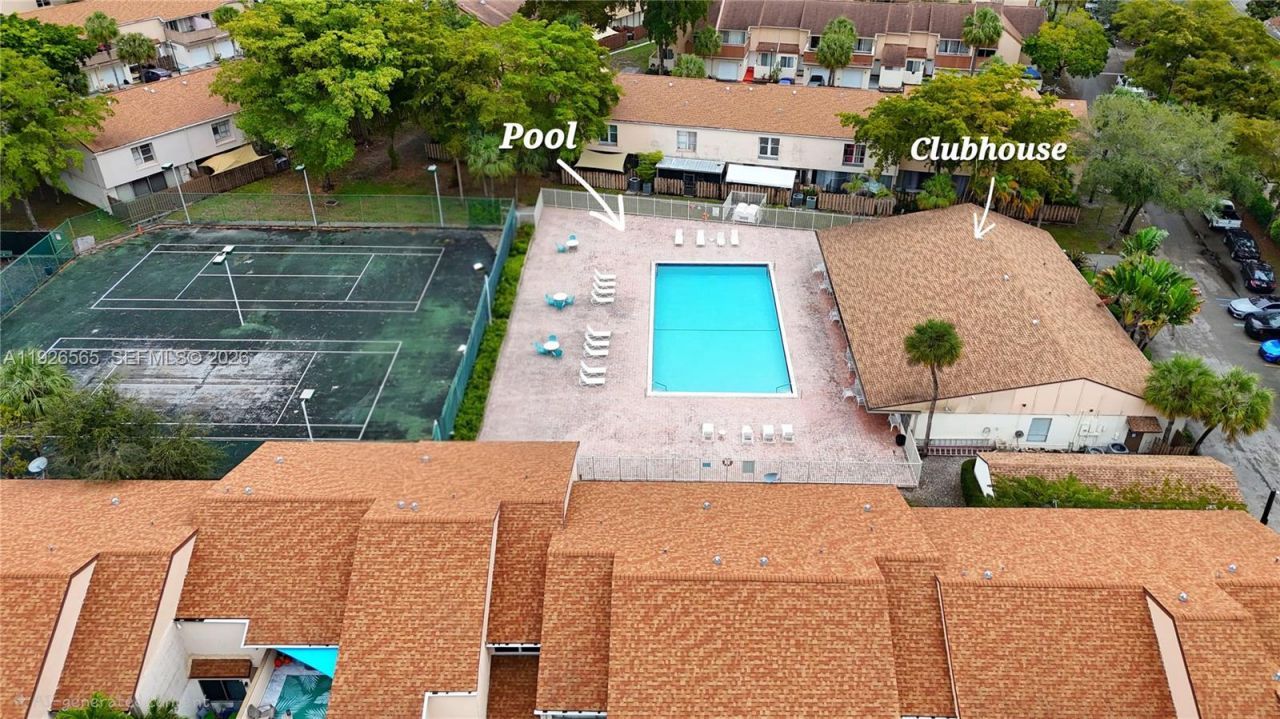 8209 NW 8th St, Unit 1, Plantation, FL 33324 Photo