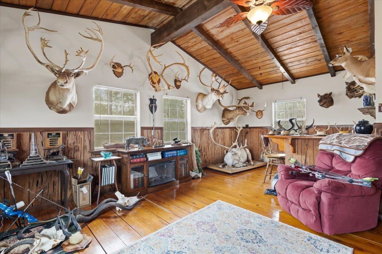 189 Paul Poppell Road, Perry, FL 32347 Photo