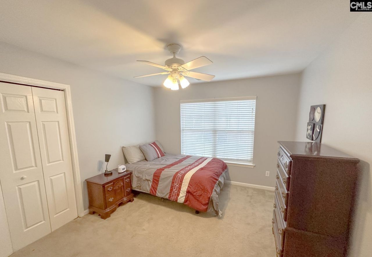 307 Heatherstone Road Photo 17