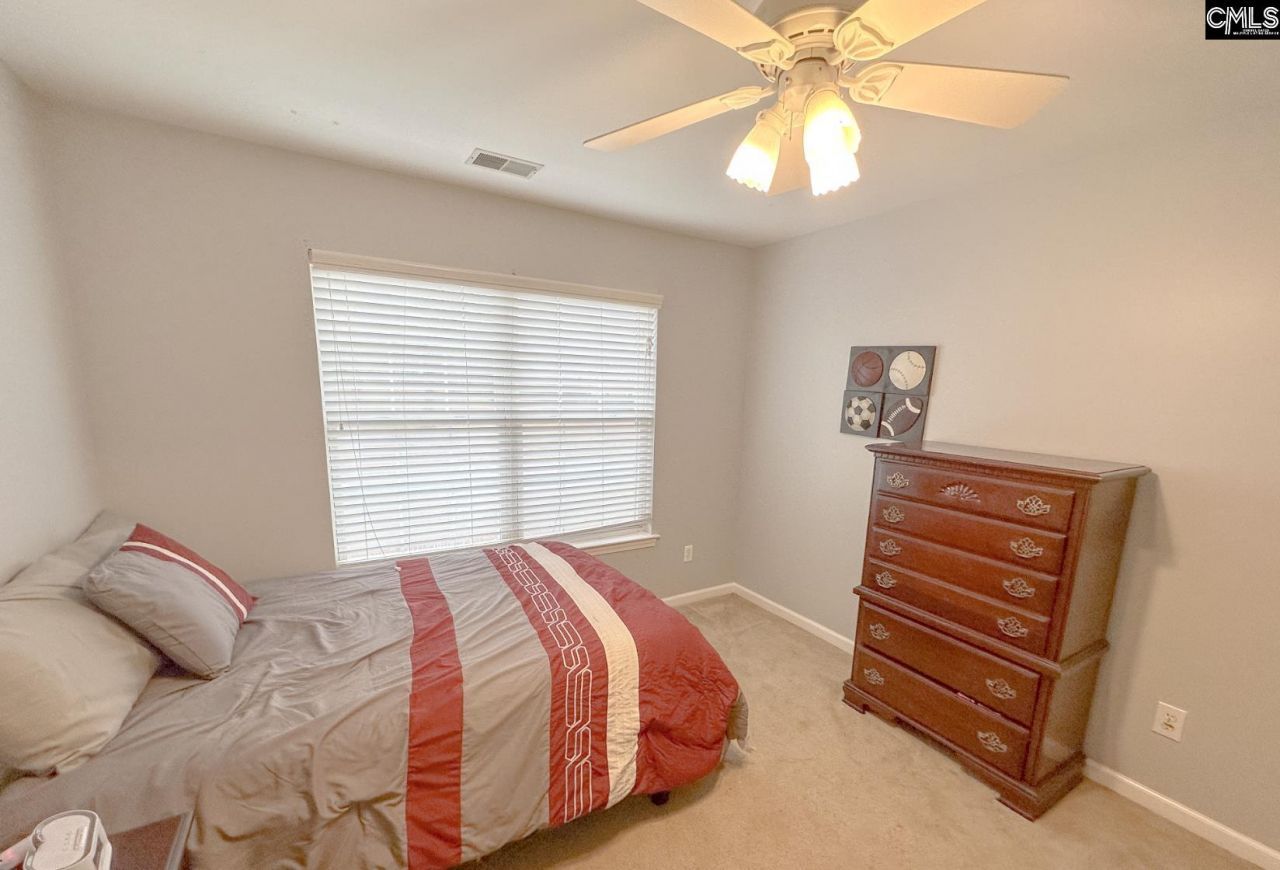 307 Heatherstone Road Photo 18