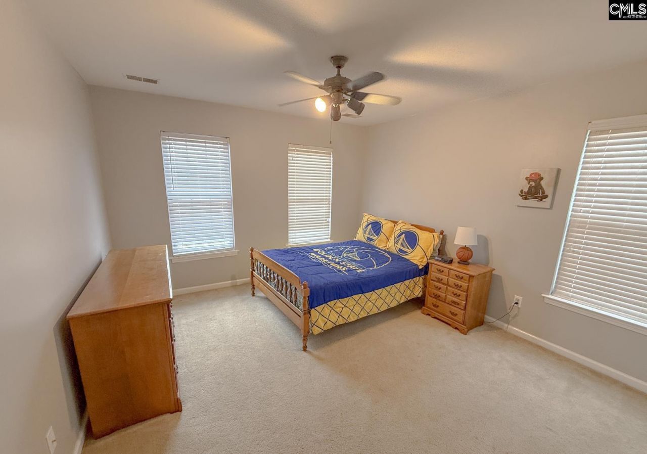 307 Heatherstone Road Photo 19