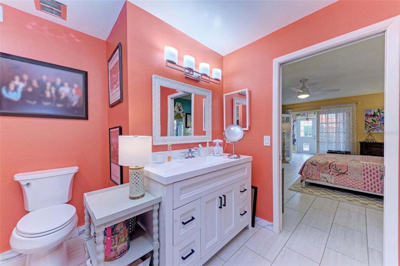 511 Lakeside Drive, Bradenton, FL 34210 Photo