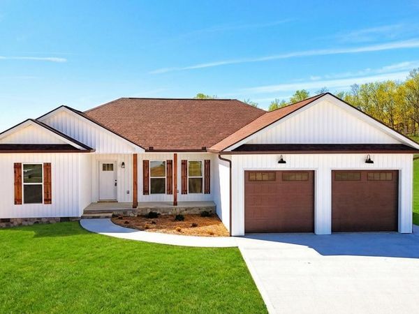 1451 Grandeur Avenue, Parrottsville, TN 37843