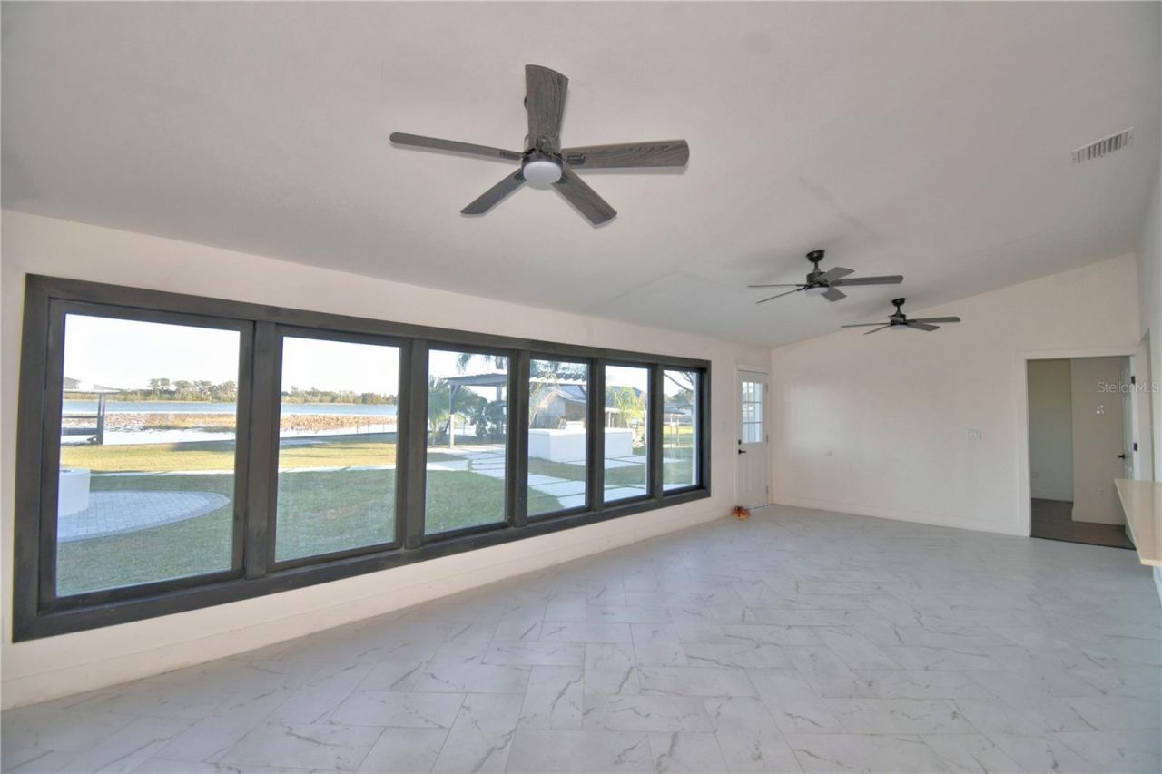 906 Lake Jessie Drive, Winter Haven, FL 33881 Photo