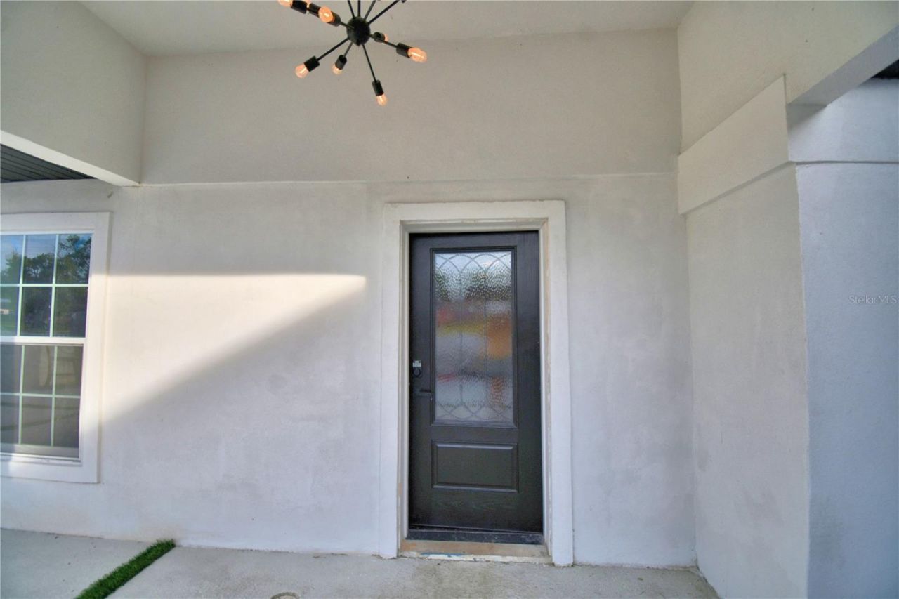 906 Lake Jessie Drive, Winter Haven, FL 33881 Photo