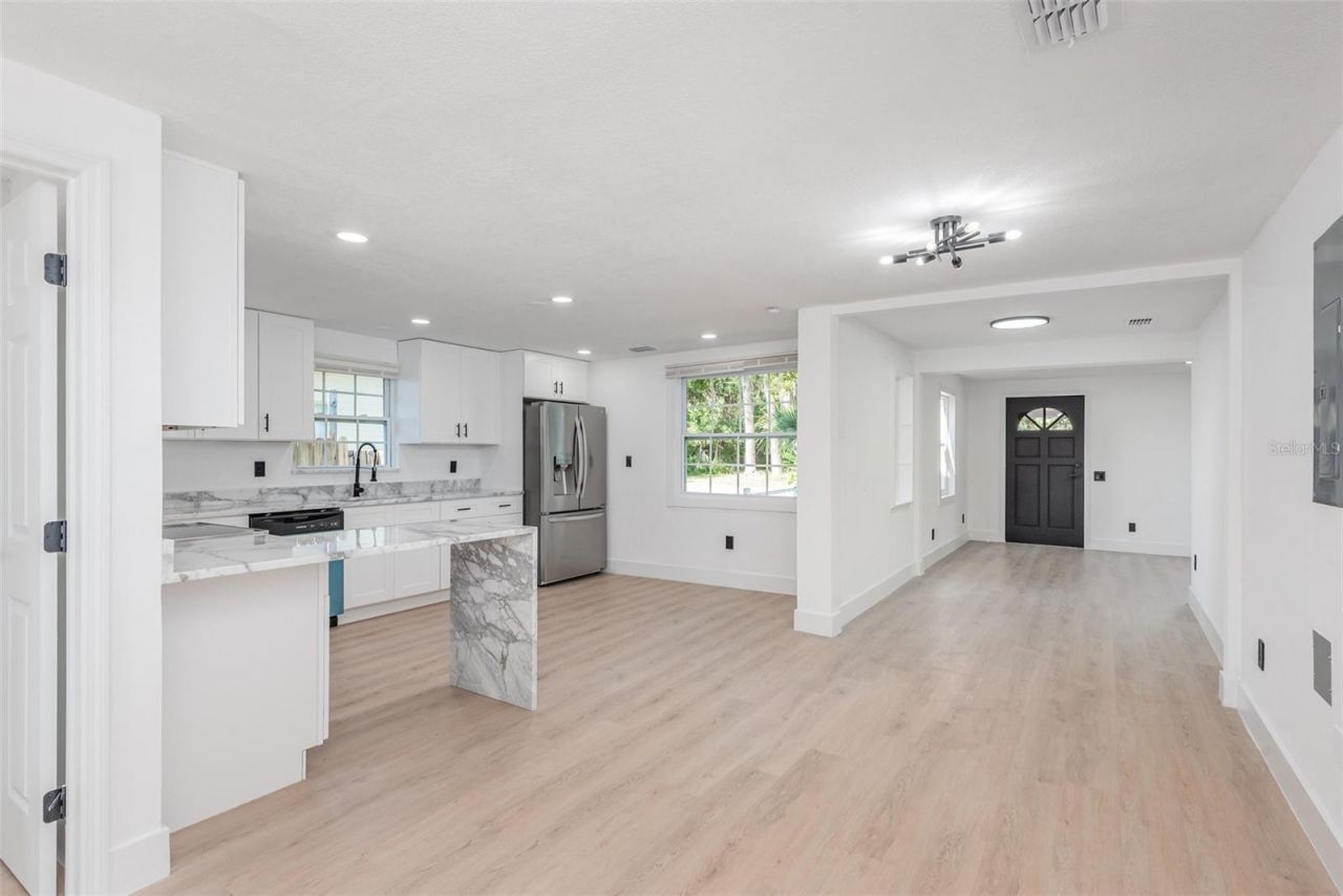 112 New Hampshire Street, Edgewater, FL 32132 Photo