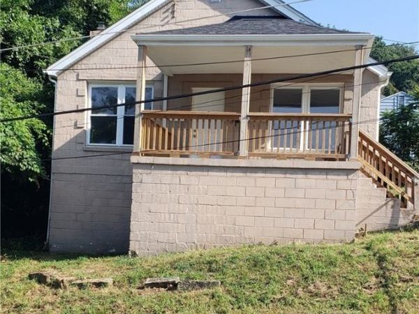 1109 Rosalie Drive, Charleston, WV 25302